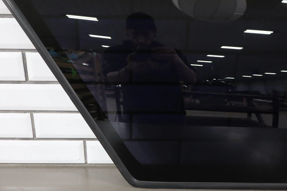 Toyota 4Runner 1996-2002 conductor izquierdo cuarto ventana cristal Foto 3 de 4