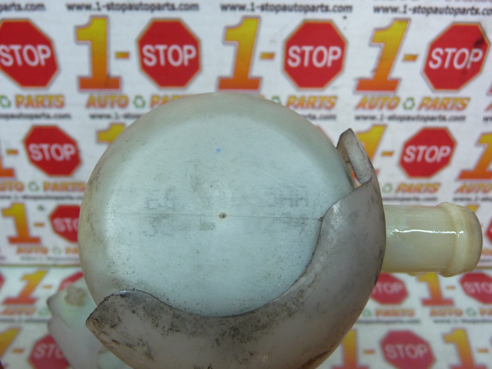 11 12 13 14 CHRYSLER 200 DODGE AVENGER POWER STEERING FLUID TANK