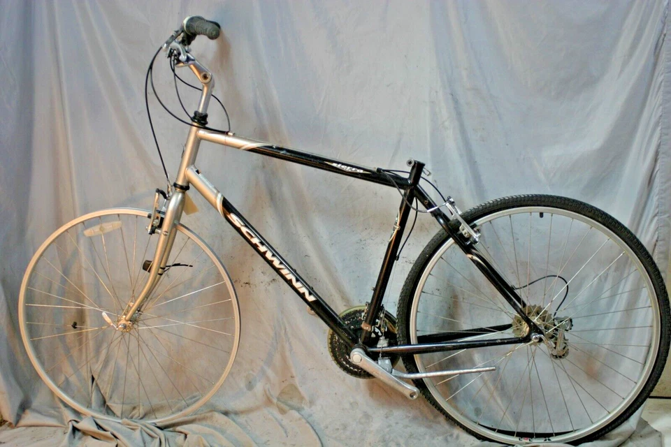 2005 Schwinn Sierra 700 City Hybrid Bike 20.5" Large Chromoly Steel! - Image 2 of 4