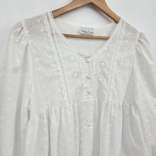 VTG Willow Creek White Button Nightgown Cottagecore Prairie Victorian Size M/L