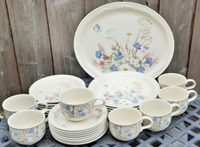 Poole England Springtime Oven To Tableware 27Pcs Floral Pattern Vintage Charity