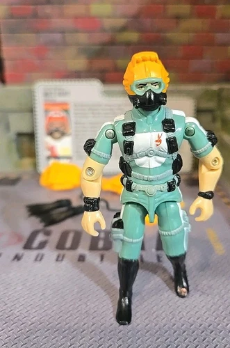 GI JOE ~ 1986 WET SUIT ~ NAVY DIVER ~ EXCELLENT & UNCRACKED ELBOWS ~100% & CARD