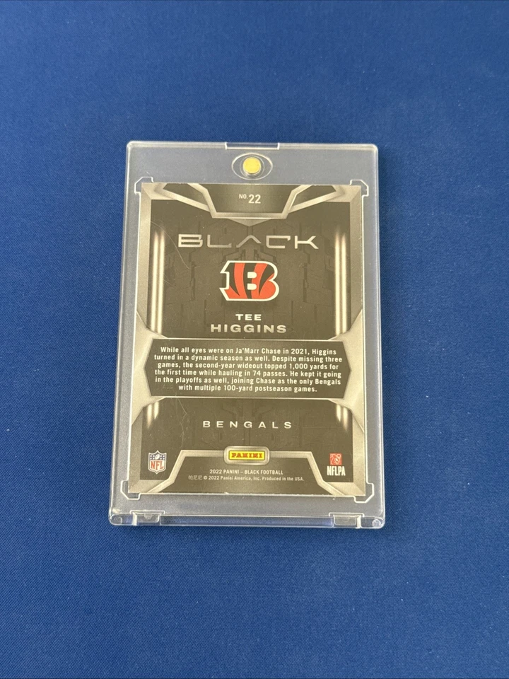 Camiseta negra Panini 2022 Higgins #1/1 Foto 2 de 2