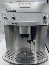 De'Longhi Magnifica Espresso Machine - Silver (ESAM-3300)