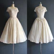 Short Wedding Dresses Lace Vintage Mini Ivory Short Sleeves A Line Bridal Gowns