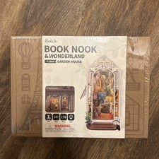 Rolife Book Nook  Wonderland - Garden House TGB06  NEW SEALED
