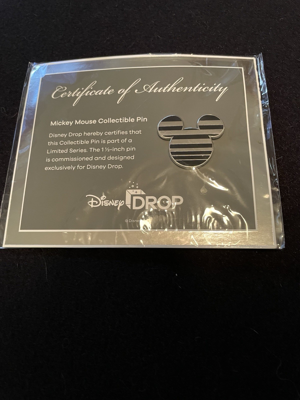 Disney Parks Mickey Mouse Disney Drop Pin Limited Edition New