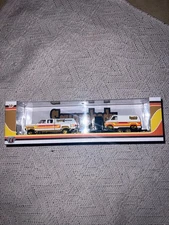 M2 Machines Square Body Syndicate Hauler CHASE 🔥 🔥 🔥