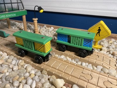 Thomas & Friends Wooden Railway 2 X Green Box Car Train Tank Engine VGUC