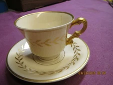 Syracuse China O.P. Co JEFFERSON Gold Laurel Old Ivory Tea Cup and Saucer