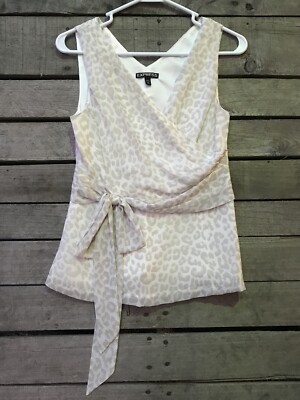 EXPRESS *SIZE XS* TAN & WHITE ANIMAL PRINT SLEEVELESS BLOUSE 