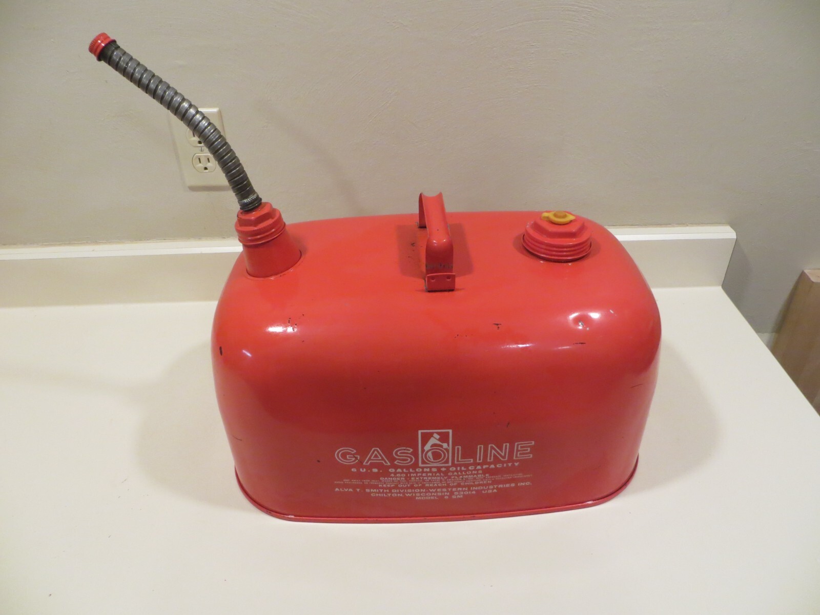 VINTAGE METAL (like Eagle/Chilton) 6 GALLON gas CAN SNOWMOBILES eBay