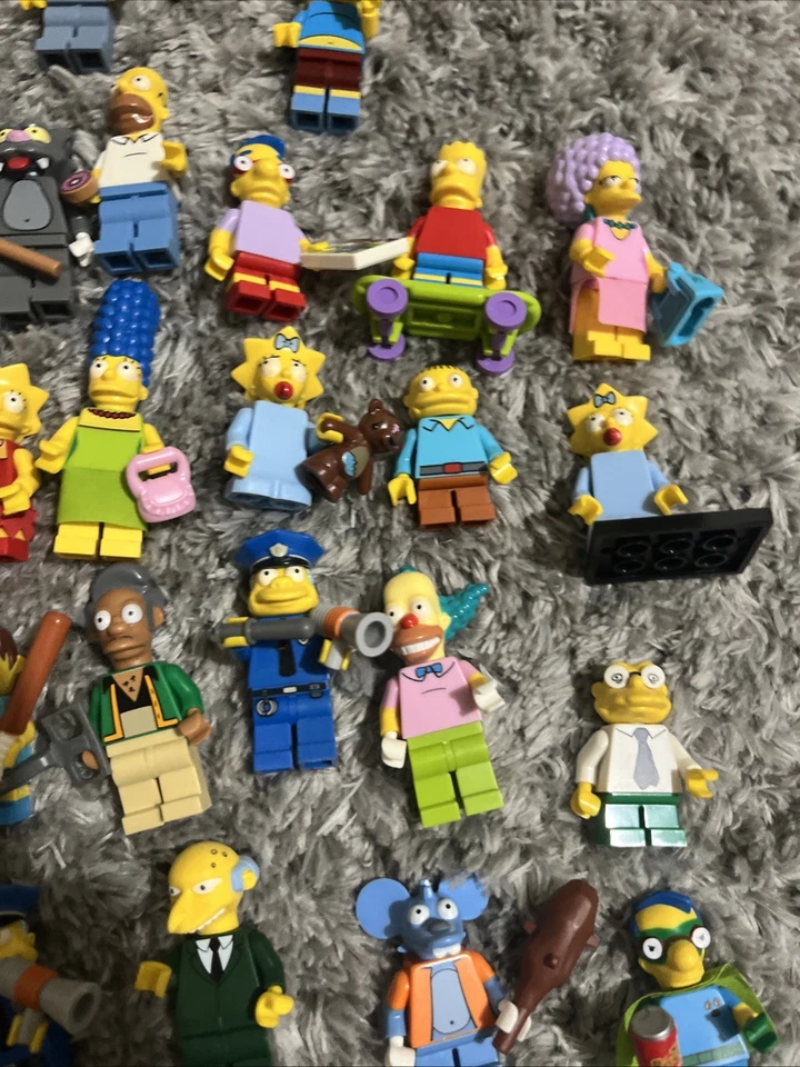 Simpsons Collection Minifigures - Image 4 of 4