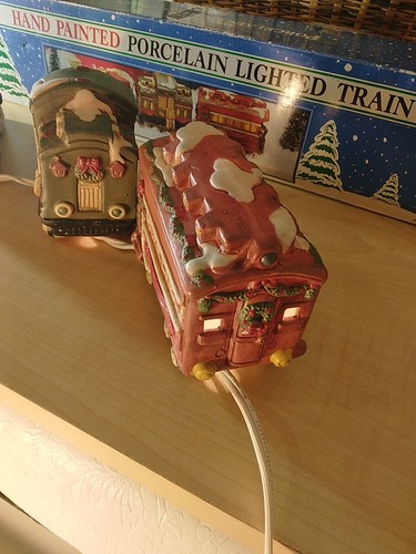 Tren iluminado de porcelana pintado a mano Fabri-Centers 1992 vintage 3 piezas con caja ¡Funciona! - Imagen 8 de 22