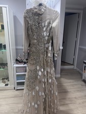 Beige Women  s Custom Wedding Dress