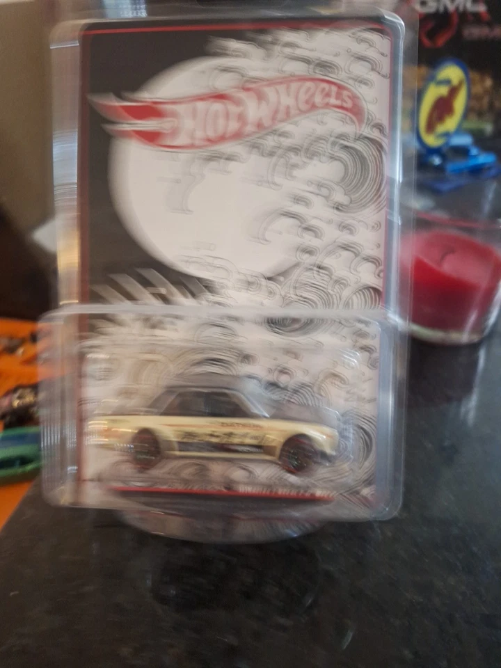 Hot Wheels Japan Convention 2022 DATSUN 510 Bluebird Right Side #1135/5100 - Image 4 of 4