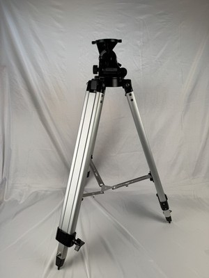 Meade #883 ETX Deluxe Field Tripod - Good Condition - Small Ding