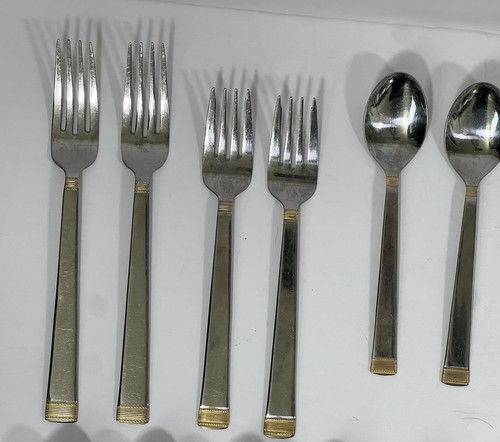 International Silver Ins435 Stainless Mixed Flatware Gold Accent Bands 28 Pc - Picture 2 of 7