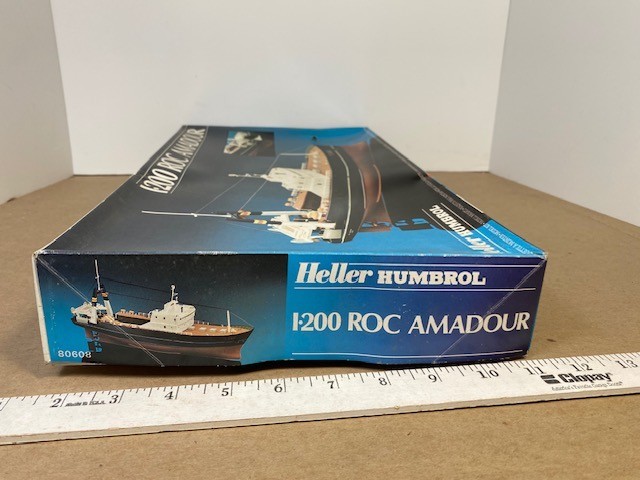Chaluter Roc Amadour [Heller 1/200°] de MarnShadok