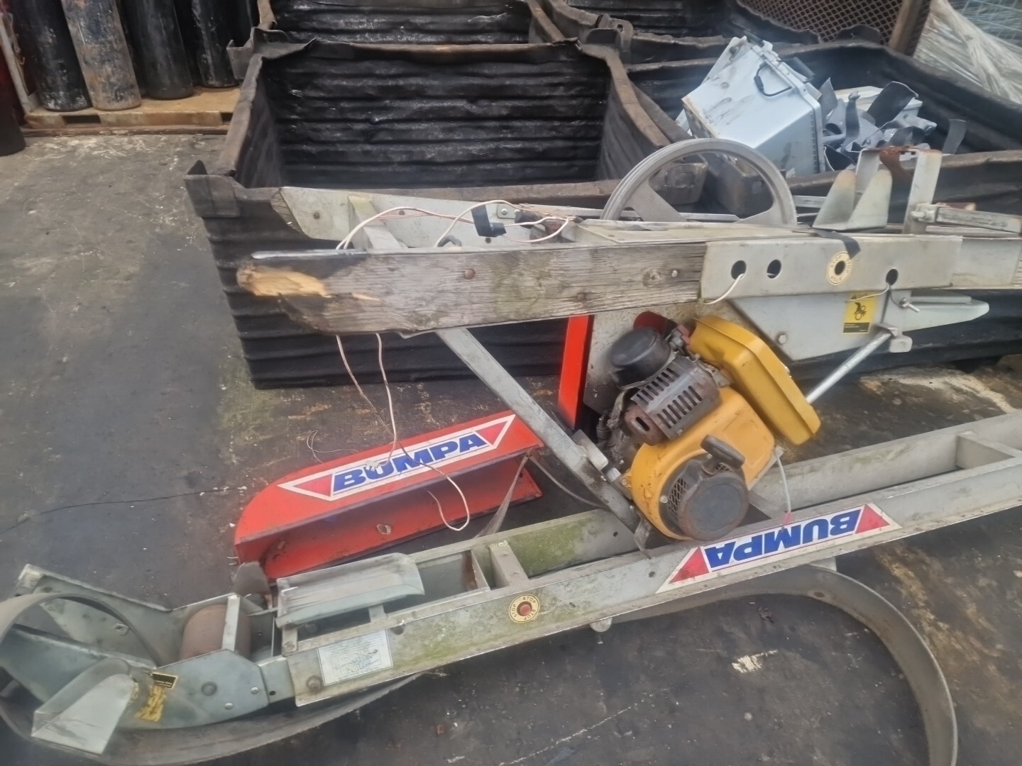Tile Bumpa Conveyor/Hoist 8 Meter petrol. eBay