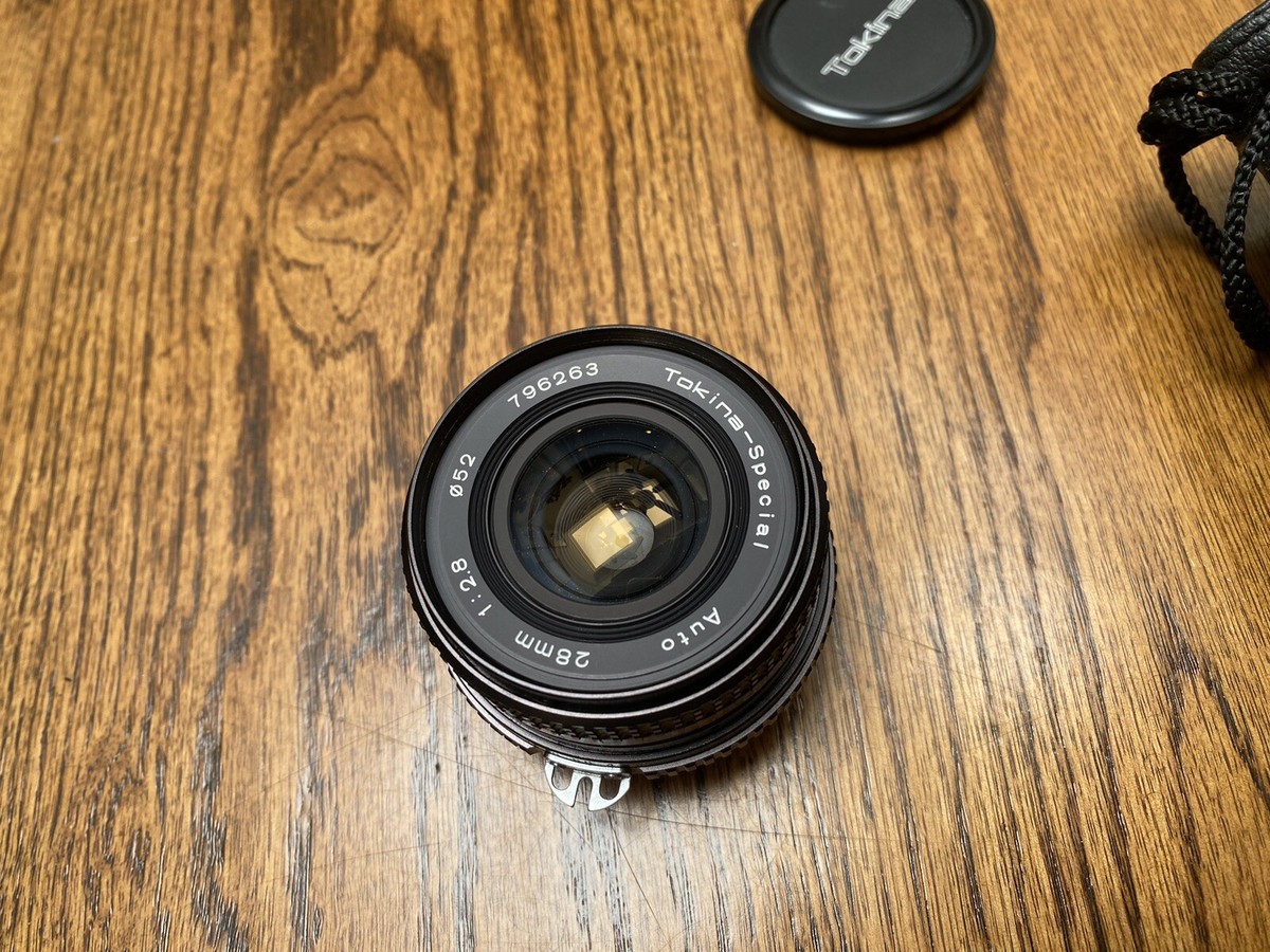 NIKON FM ブラック TOKINA SD 28-70mm Tokina SZ-X 270 SD MF 28-70 mm f/3.5-4.5 - LensTip.com