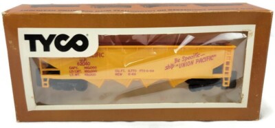Tyco Hopper Car Non-Operation Union Pacific 344E Train Car HO Model Scale