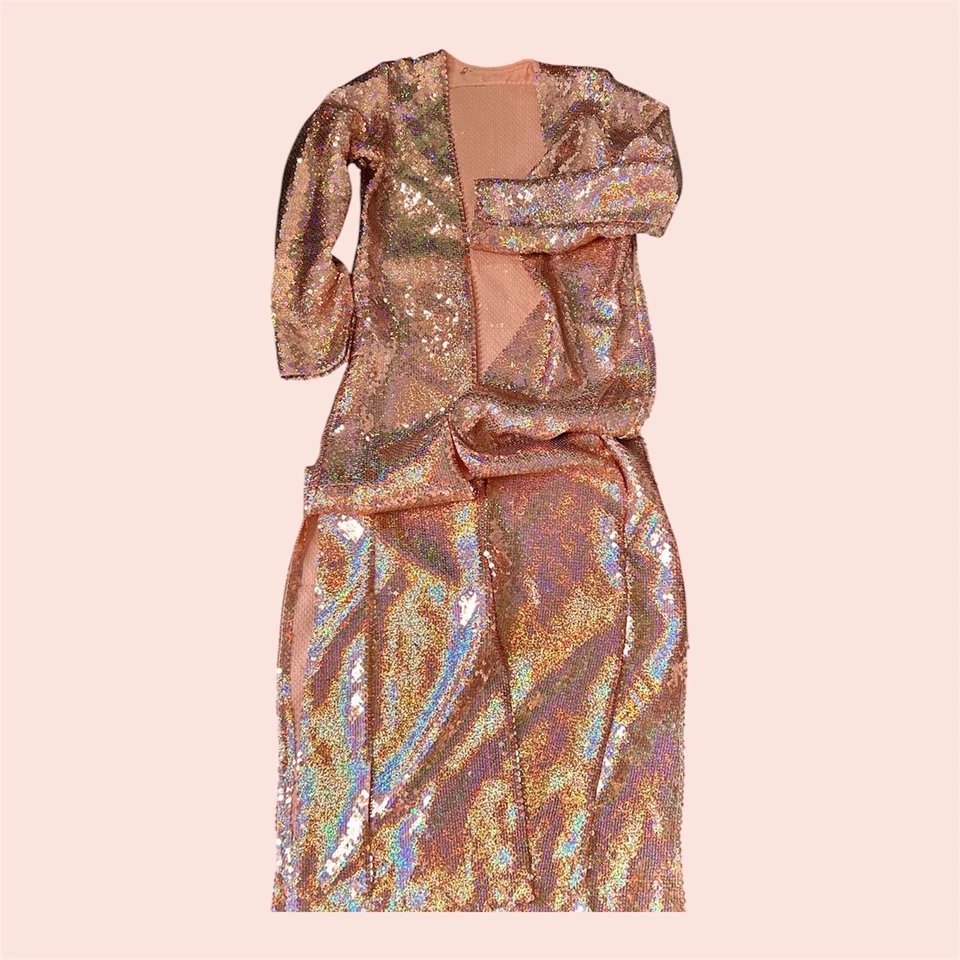 Plumero de lentejuelas vintage Swiftie’s Lover iridiscente rosa melocotón palangre era bata Foto 4 de 4