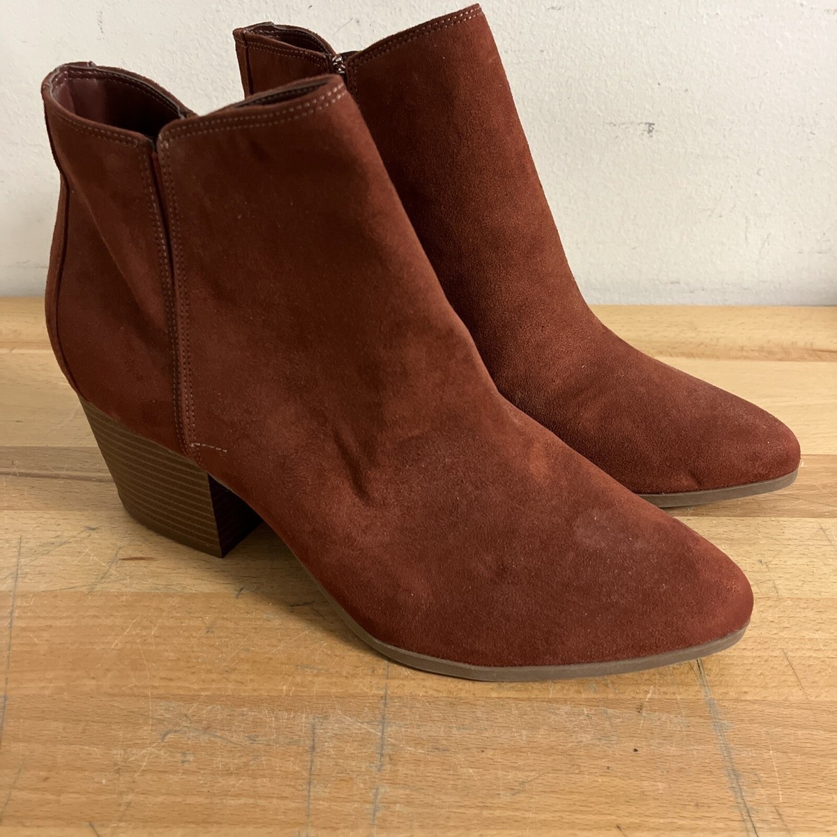 DEXFLEX COMFORT FAUX SUEDE RUST RED ANKLE BOOTS SIDE ZIP -SIZE 12