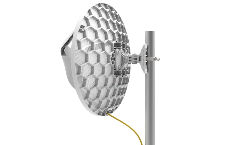 Mikrotik LHG 60G RBLHGG-60ad 60GHz CPE up to 800m range 1Gbps speed - Image 2 of 3