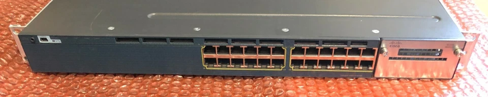 CISCO CATALYST 3560X / WS-C3560X-24T-S / 24 Ports / C3KX-BLANK Switch - Image 2 of 4
