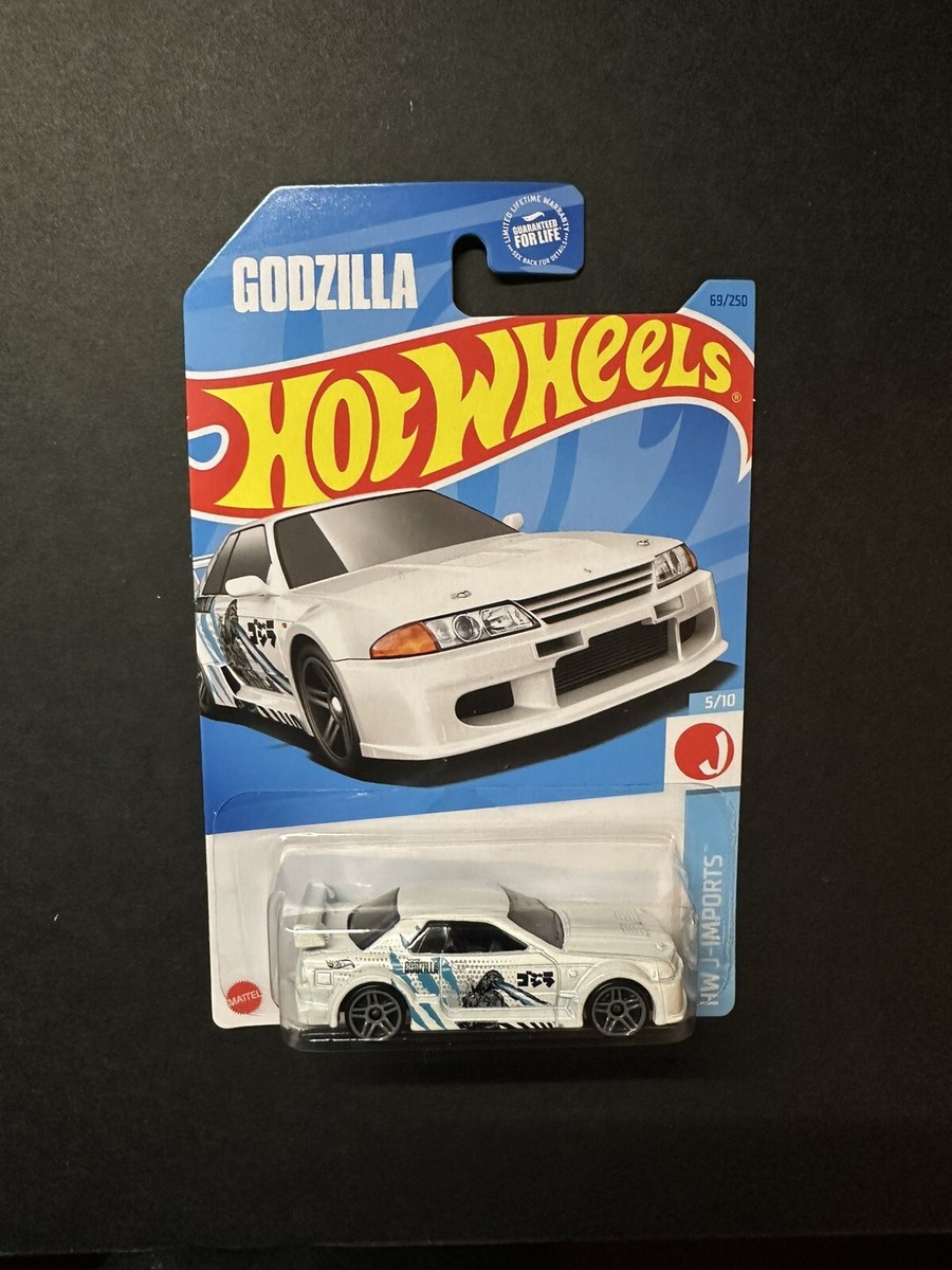 【超美品】ホットウィール NISSAN SKYLINE GT-R R32 Amazon.com: Hot Wheels Nissan Skyline GT-R (BNR32), Black