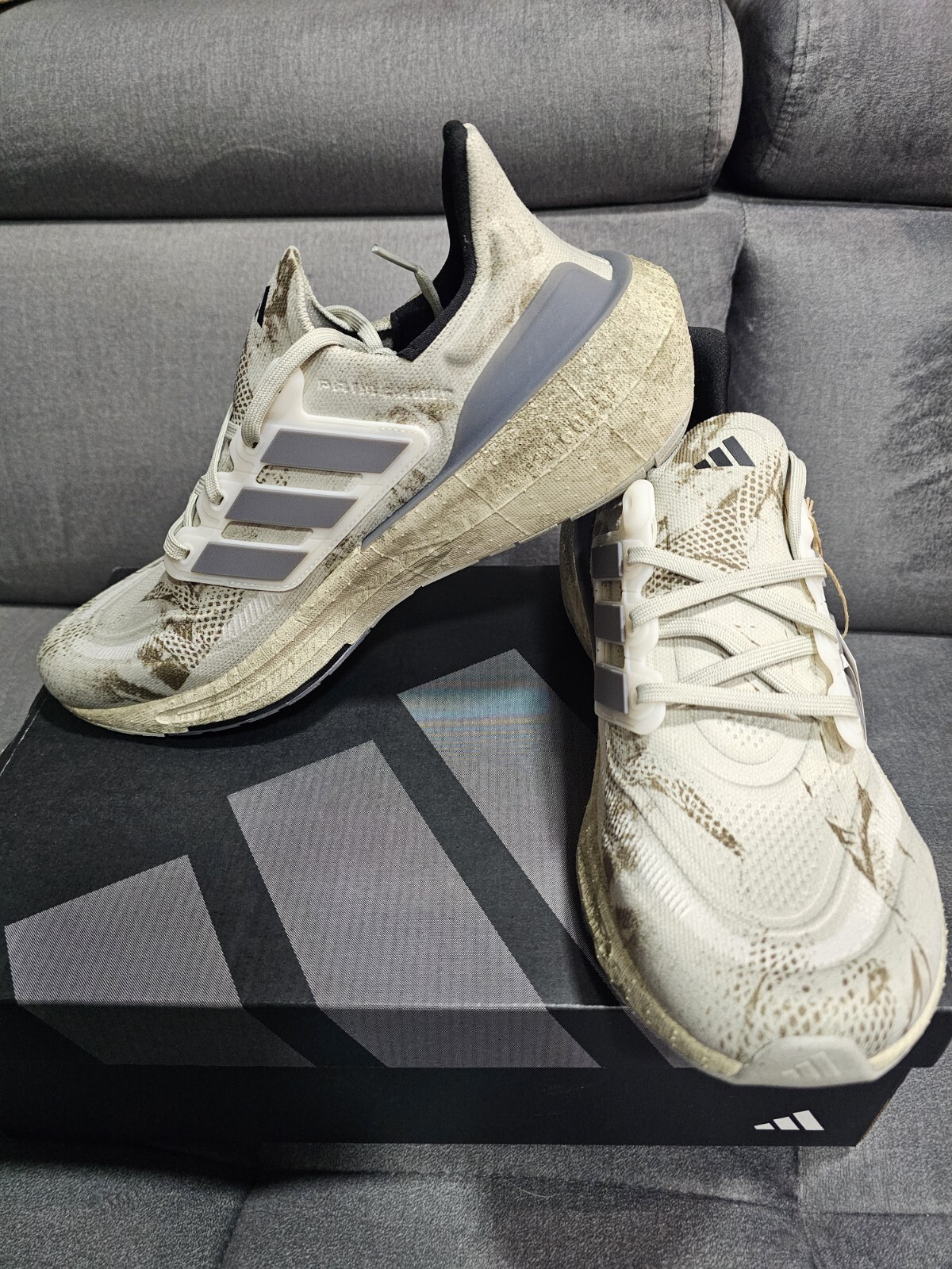 Adidas Ultraboost Light Running Gym Shoes Trainers Size UK 6 New IE5978 Adidas Ultraboost Light Running Gym Shoes Trainers Size UK 6 New IE5978