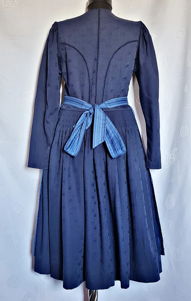 DRESS VINTAGE TRACHTEN TYROL OKTOBERFEST DIRNDL SOLID BLUE WOMEN'S :US 10/EU 38 - Image 3 of 4