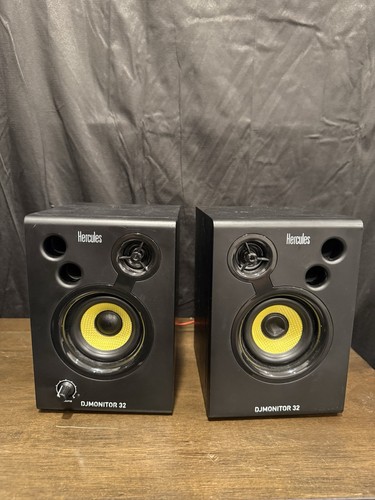 Hercules DJ Monitor 32 Desk , Radio Speakers USED! Clean. Tested & Works Great!