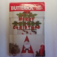 Butterick Craft Pattern 245 Santa Centerpiece Wall Hanging Uncut