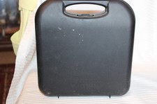 Wahl Model PCMC-3 Pet Clipper Sheer Groomer With Case Accessories. Works