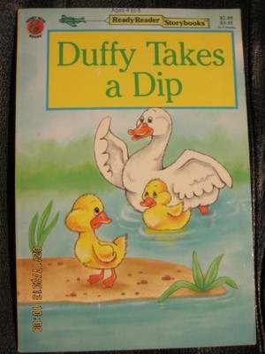 Duffy Takes a Dip (Ready Reader Series, No 11) - Joan Illustrator. Callaghan...