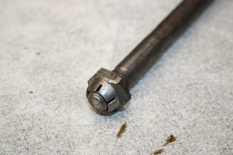 Honda Z50A Mini Trail 1972 basculante trasero suspensión perno Z50 H10-1957. ABL Foto 2 de 3