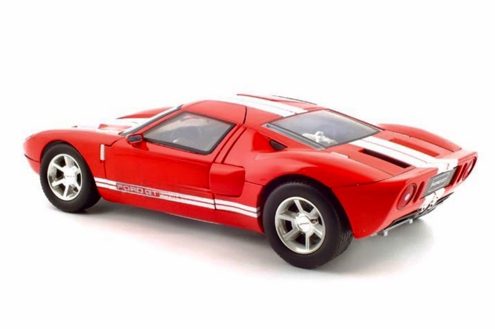 Motormax 1/12 Scale Diecast Ford GT Concept Red w/ White Stripes