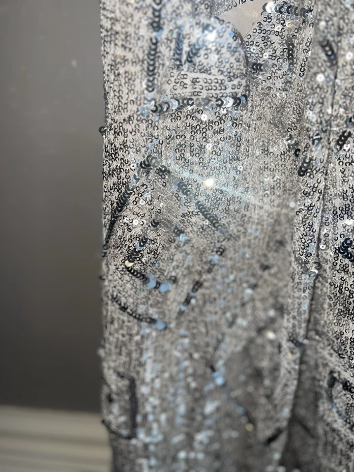 Cárdigan de lentejuelas geométricas brillantes Skies Are azul Foto 2 de 4