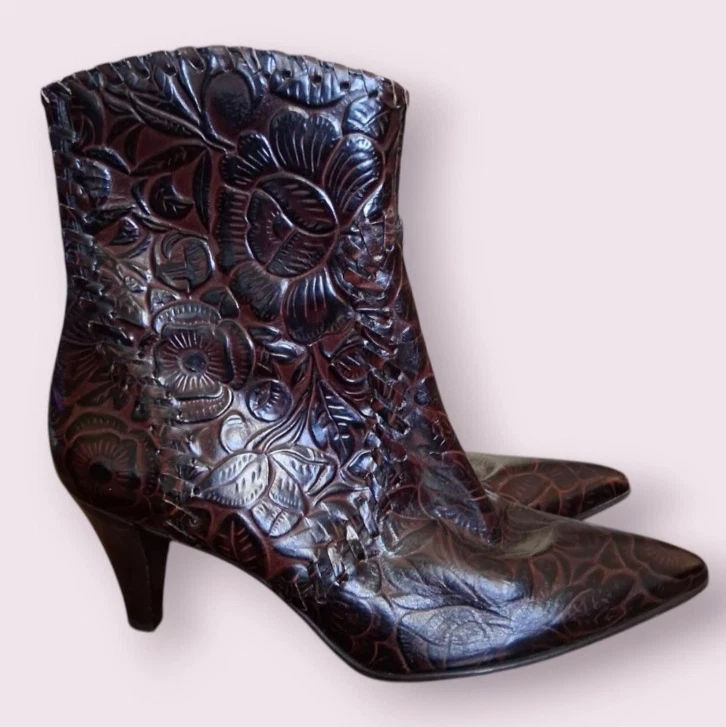 Antonio Melani Botines Marrón Floral Repujado Foto 4 de 4