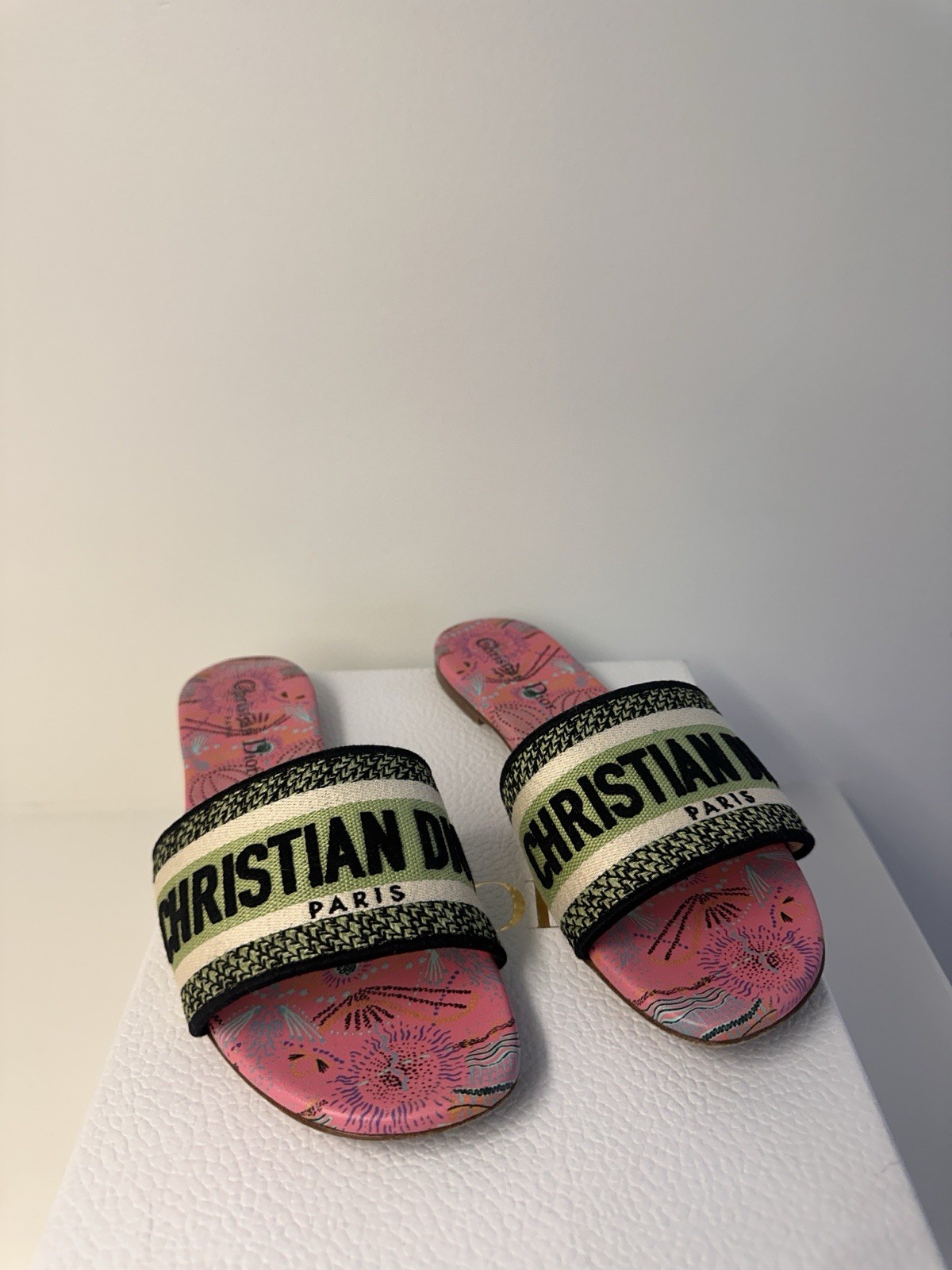 Christian Dior Dway Slide Sandals Slide Green/pink Women’s Size 37 image 4