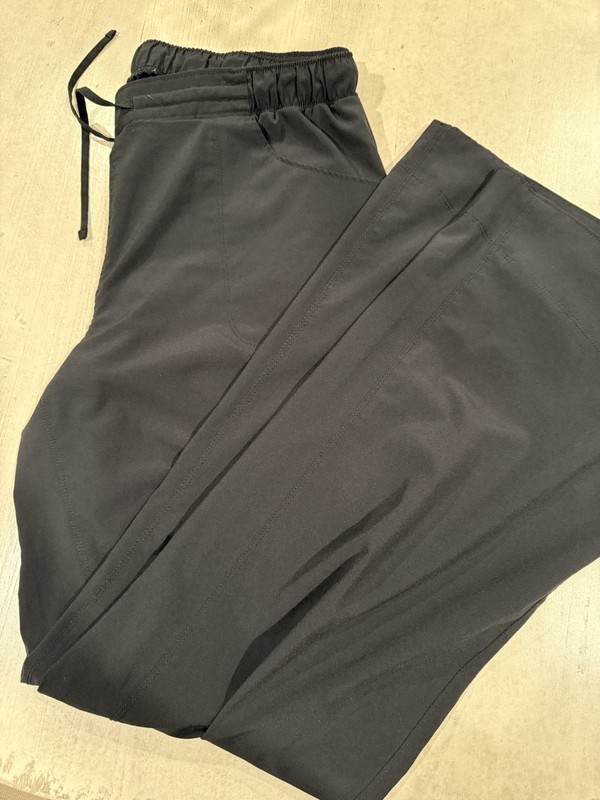 Champion Lightweight Black Pant. Size L. Flare Leg. Polyester Blend. Tie Waist