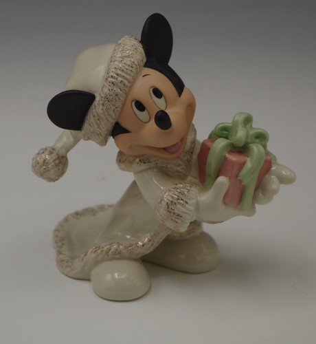 LENOX DISNEY SHOWCASE CHRISTMAS WITH MICKEY FIGURINE 4" - 第 1/6 張圖片