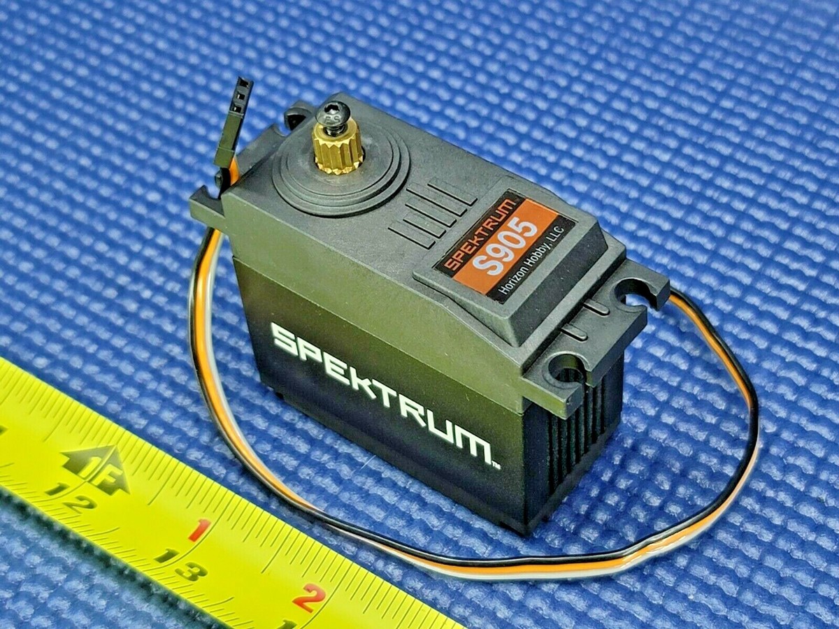 Spektrum S905 High-Torque Steering Servo - 555.50 Oz-in, For Large Scale Arrma 8s, Kraton, Super Baja