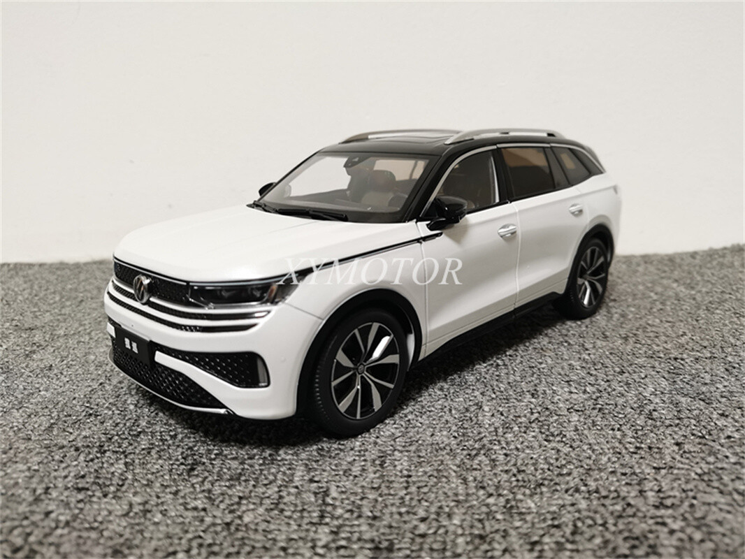 1/18 VOLKSWAGEN Tavebdor Diecast MODEL CAR Kids Toys Gifts Display White
