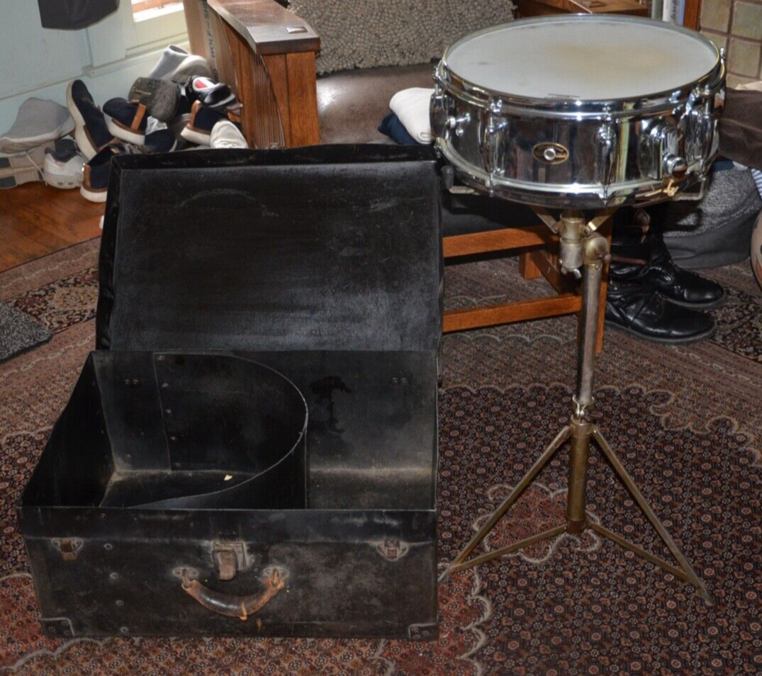 Vintage Slingerland c1960s Soundking 15"Snare w/ stand and travel case