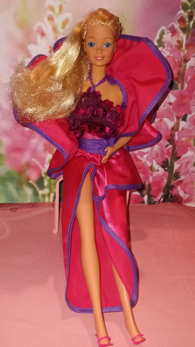 ヴィンテージBarbie Vintage 1982 DREAM DATE BARBIE #5865 Fashion Doll Original Sequin