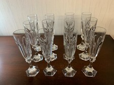 17  flûtes modèle Chambord en cristal de Saint Louis (prix à la pièce)
