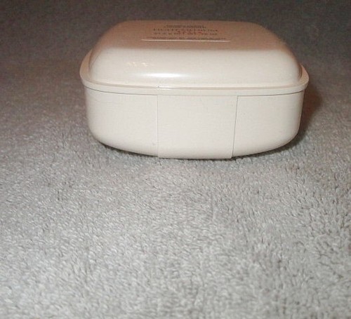 NOS Avon TRANSLUCENT Loose POWDER Light Medium COMPACT Flawless VTG Discontinued - Picture 8 of 8